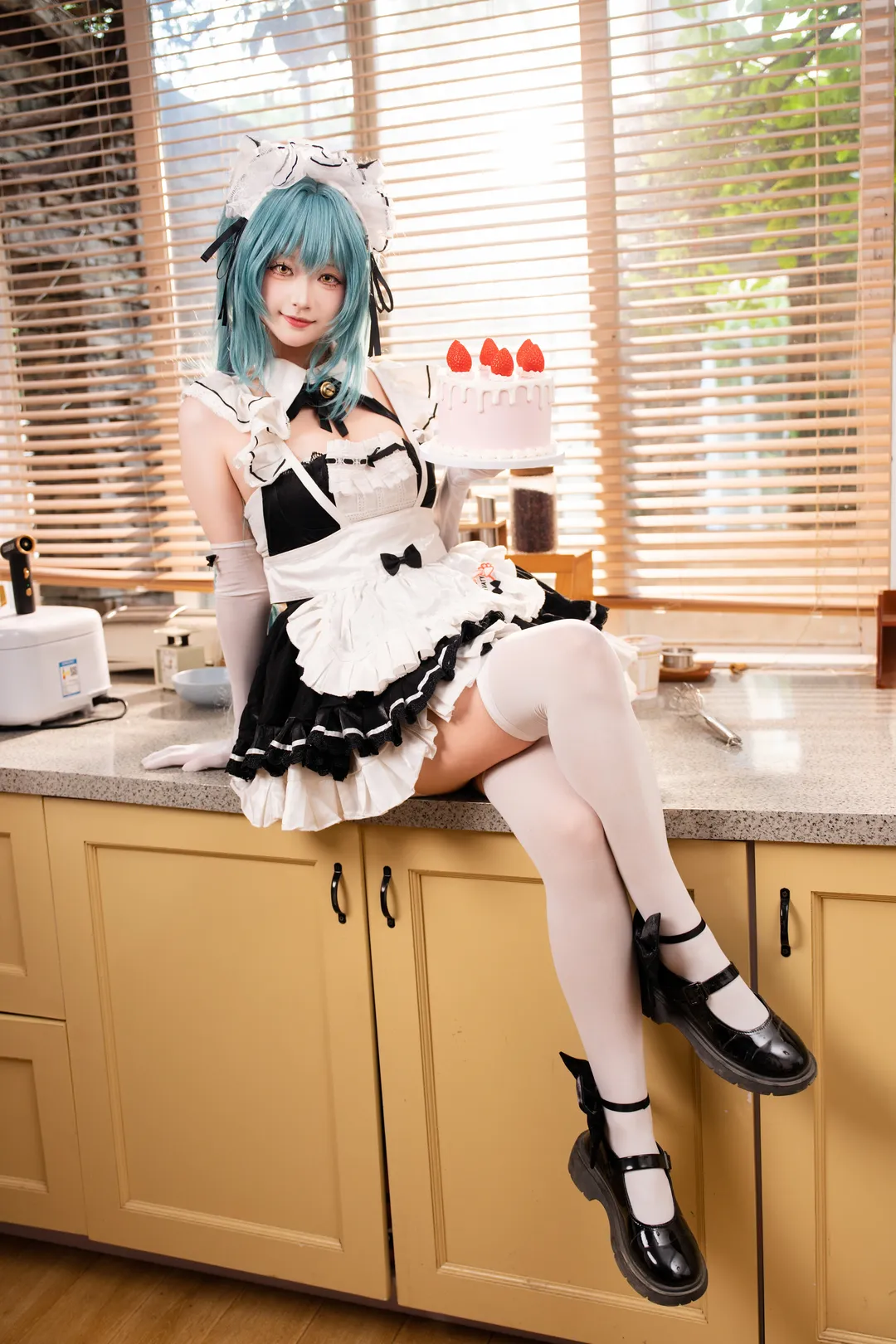 二次元摄影, 女仆装, 白丝穿搭, nikke胜利女神, 普丽瓦蒂cos