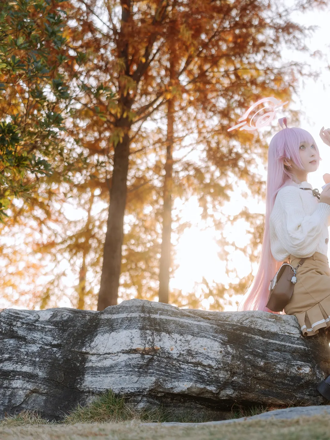 蔚蓝档案, 小鸟游星野cos, 落羽杉, 逆光氛围感, 白色堆堆袜 - 第4张
