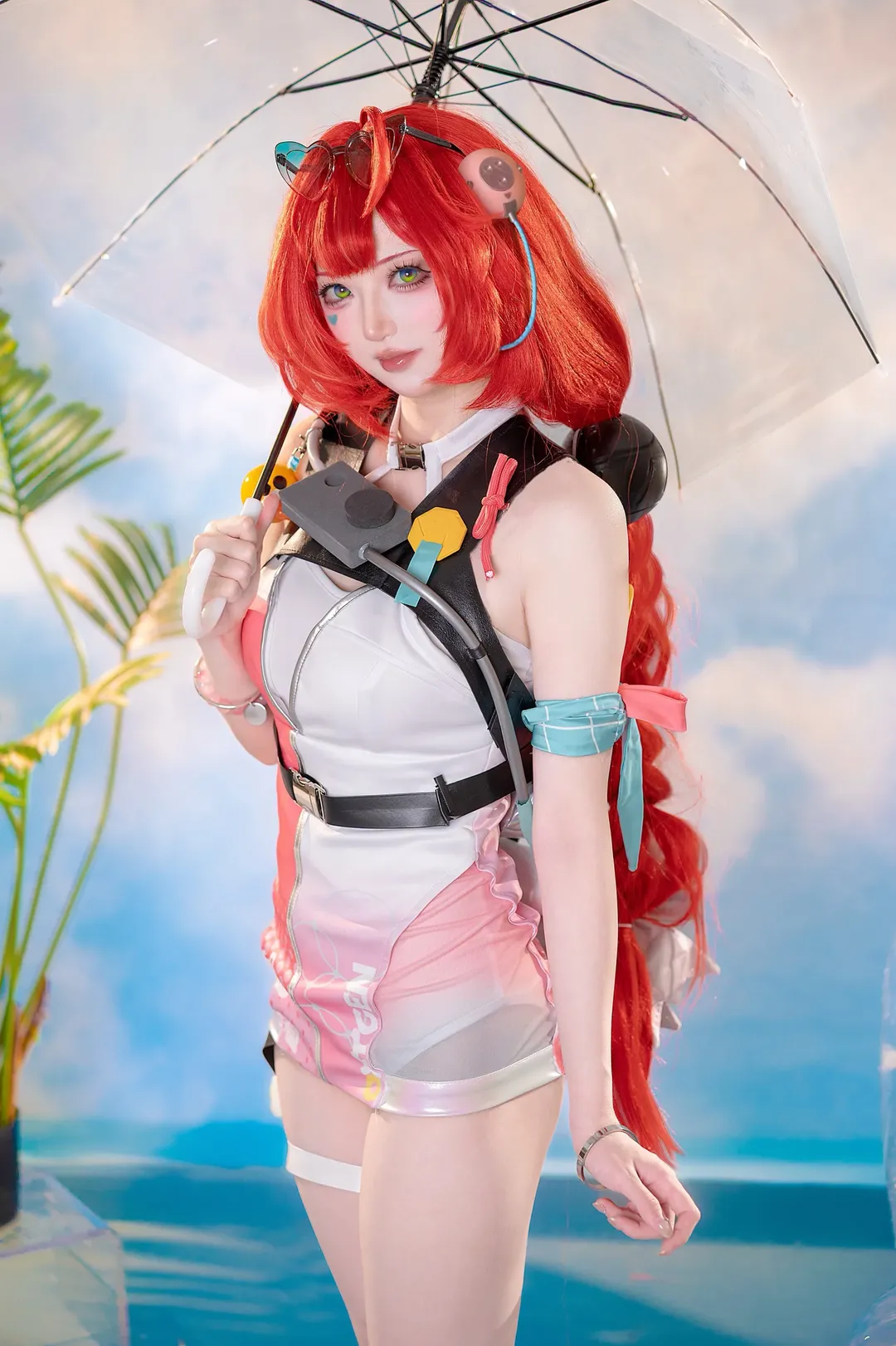 ゼンレスゾーンゼロ, コスプレ, サマースタイル, 浮波柚葉 コスプレ, 赤髪ツインテール - 4枚目