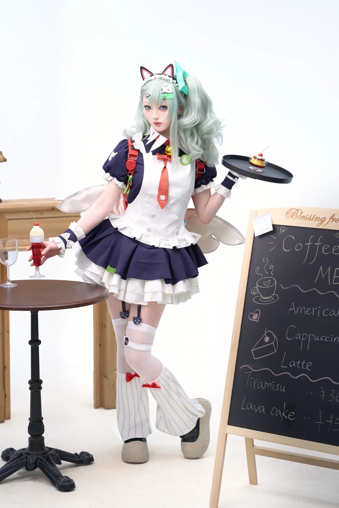 绝区零, 二次元cosplay, 千夏cos, 女仆cos, 咖啡厅摄影