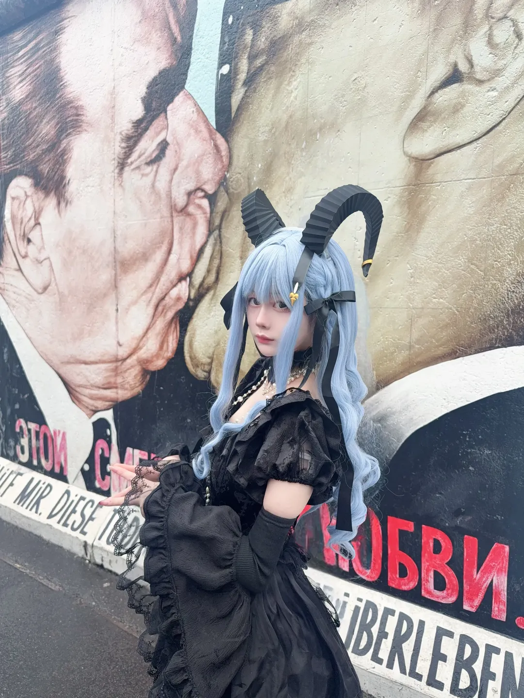 丰川祥子cos, Ave Mujica, 二次元穿搭, 哥特风Cosplay, 柏林墙