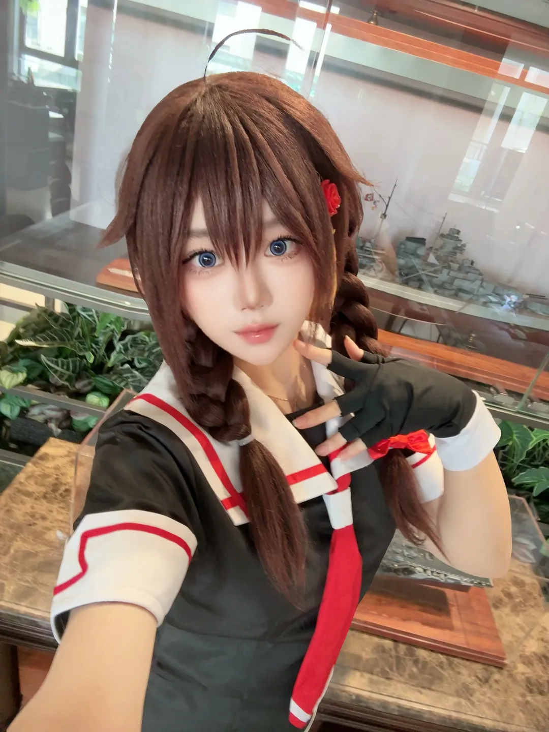 海军风cos, 舰队Collectioncos, 水手服双麻花辫, 博物馆拍照, 半指手套 - 第2张