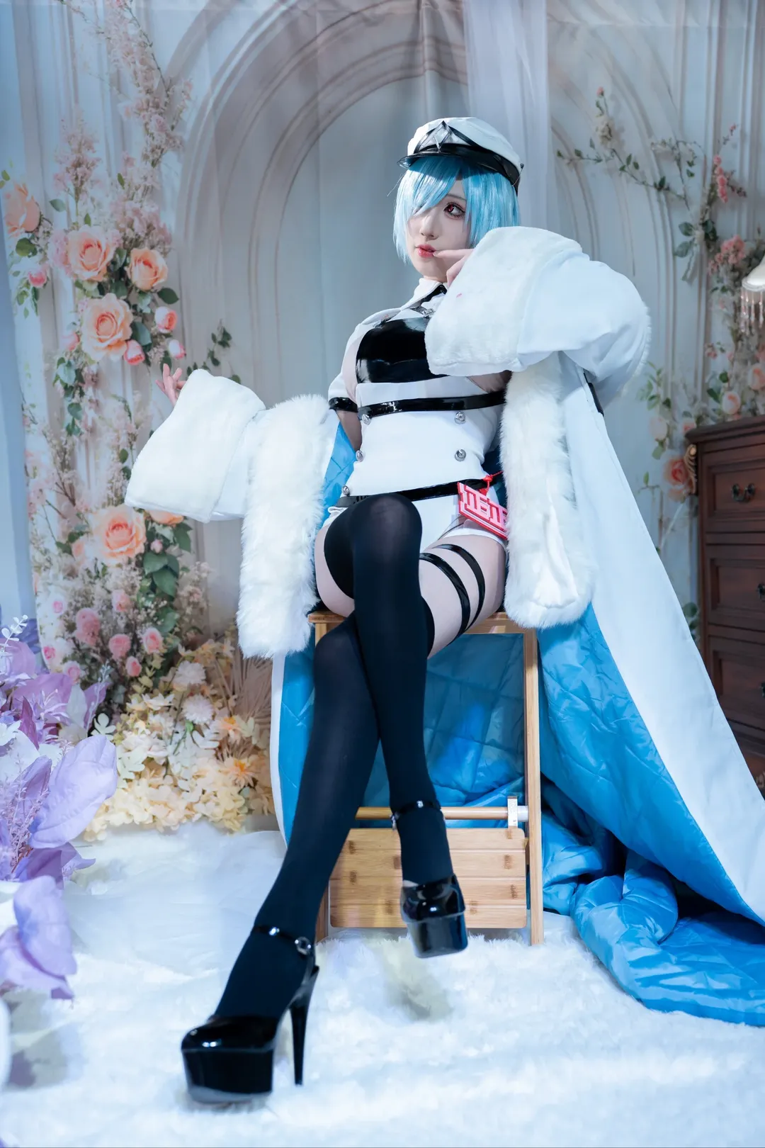 アズールレーン, コスプレ写真のシェア, クイビシェフ コスプレ, 黒ストッキングとハイヒール, 北方連合 - 3枚目