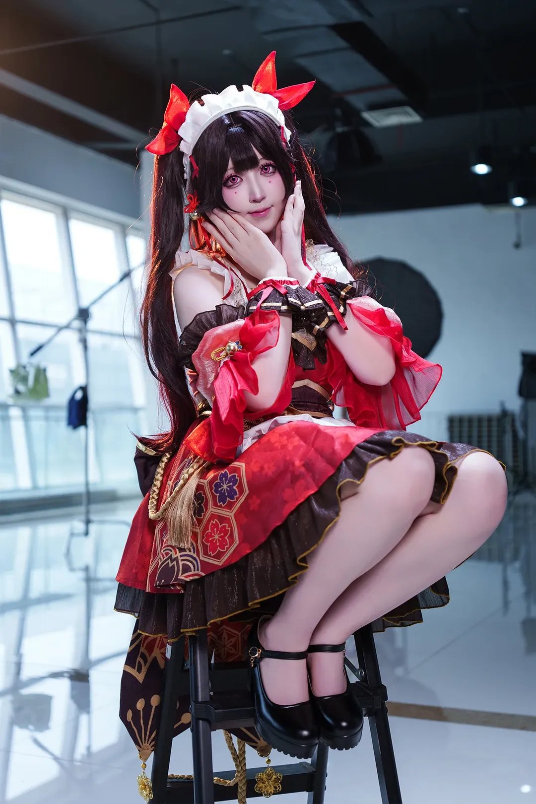 Honkai: Star Rail, Convention photos, Sparkle cosplay, Maid outfit cosplay, White stockings cosplay