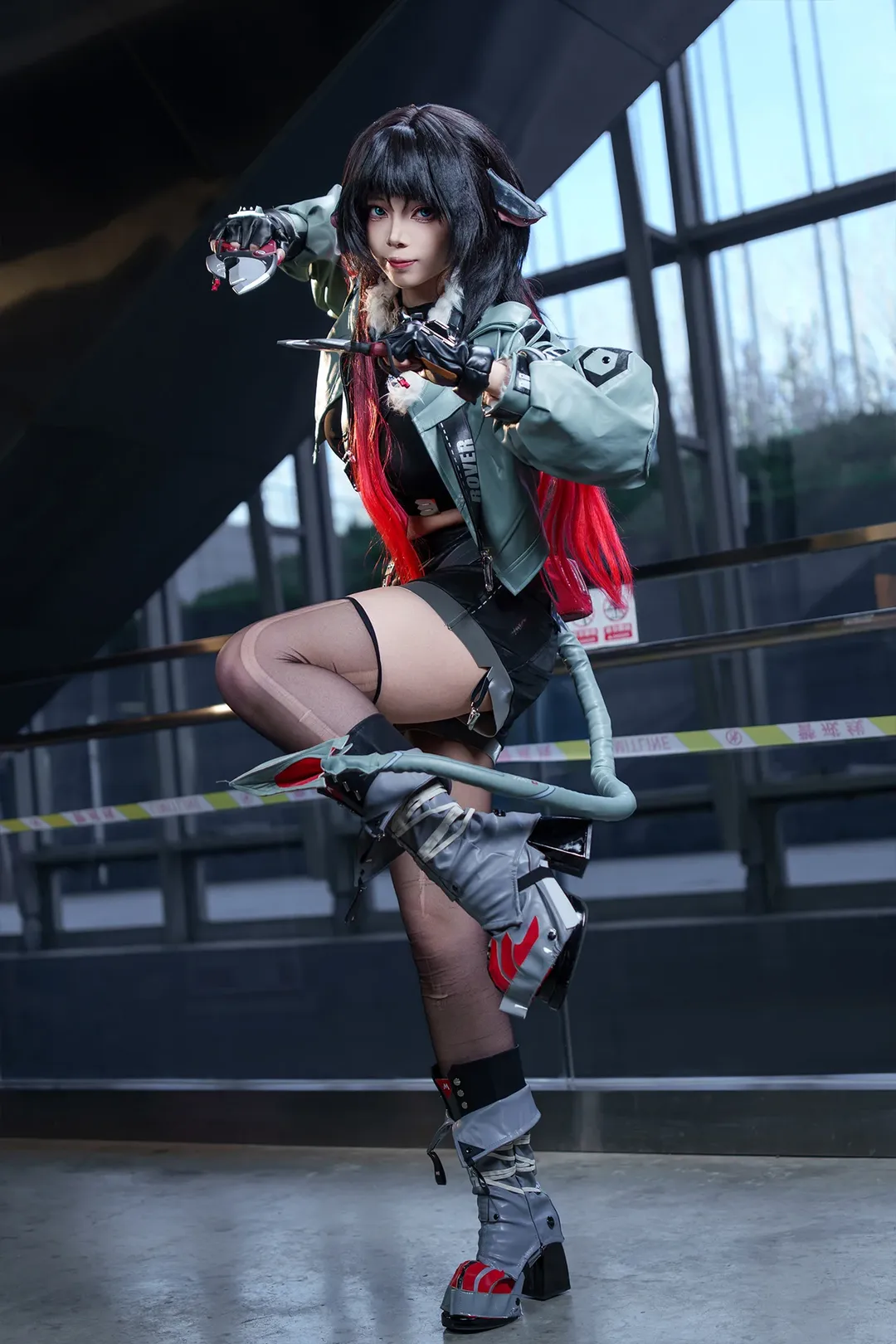绝区零, 二次元摄影, 漫展场照, 简杜cos, 破洞丝袜cos - 第1张