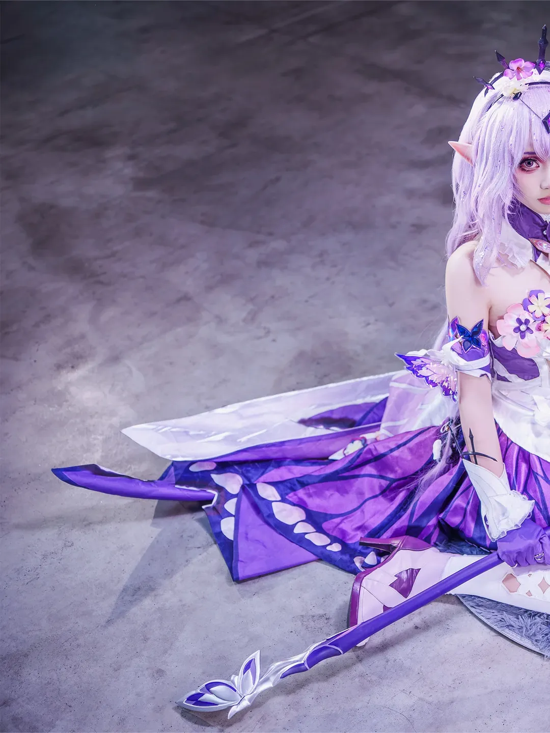 cosplay, Honkai: Star Rail, Convention photos, Castorice cosplay, White cut-out stockings outfit - Image 4