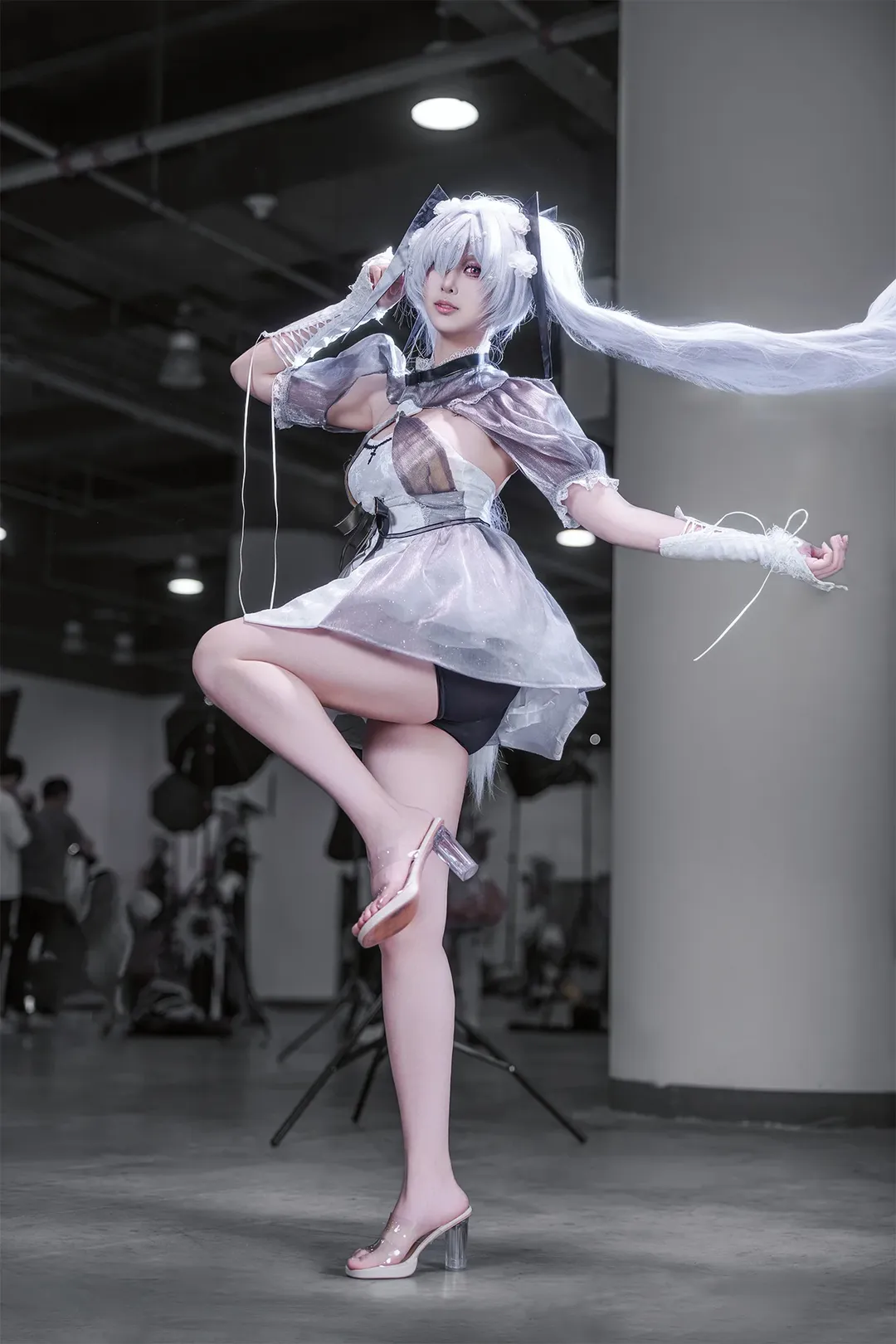 漫展返图, 灰姑娘cos, 二次元cos, 白毛控, 胜利女神 nikke