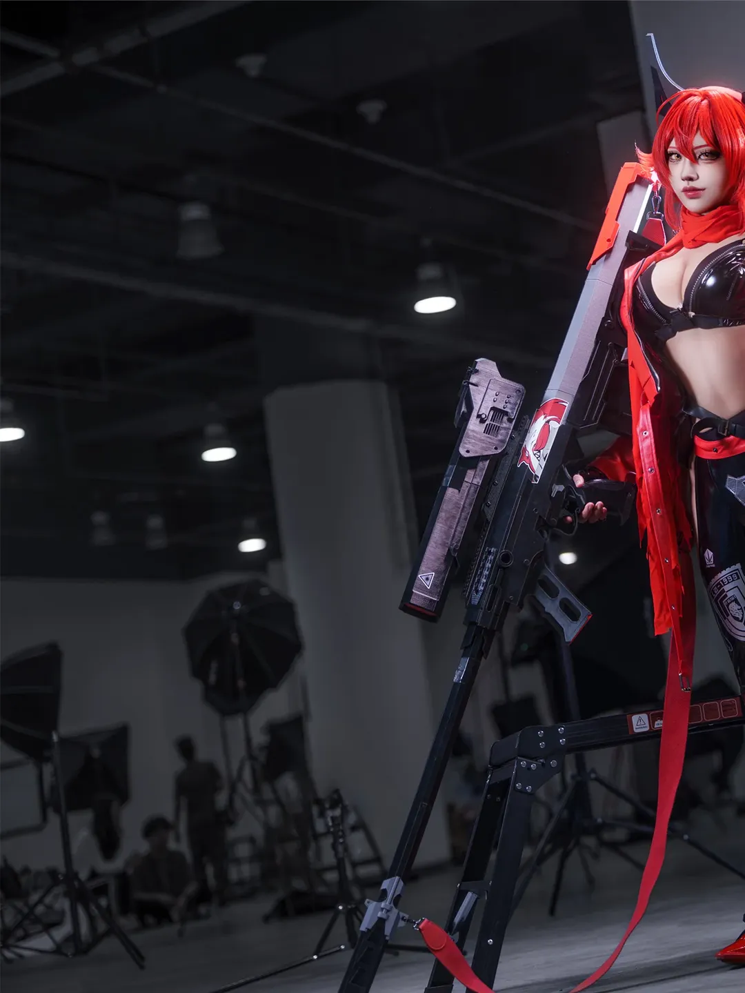 二次元摄影, 胜利女神, cosplay场照, 小红帽cos, 漆皮战甲 - 第2张