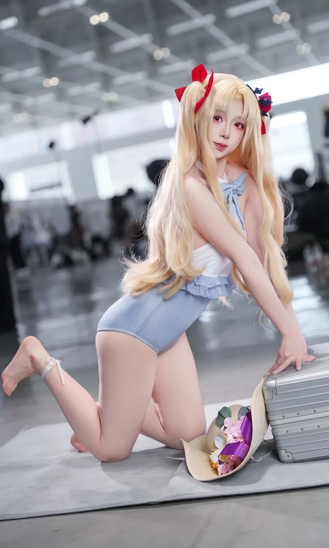Anime-style photography, Fate/Grand Order, Eresh cosplay, Swimsuit convention photos, Space Ereshkigal cosplay - Image 3
