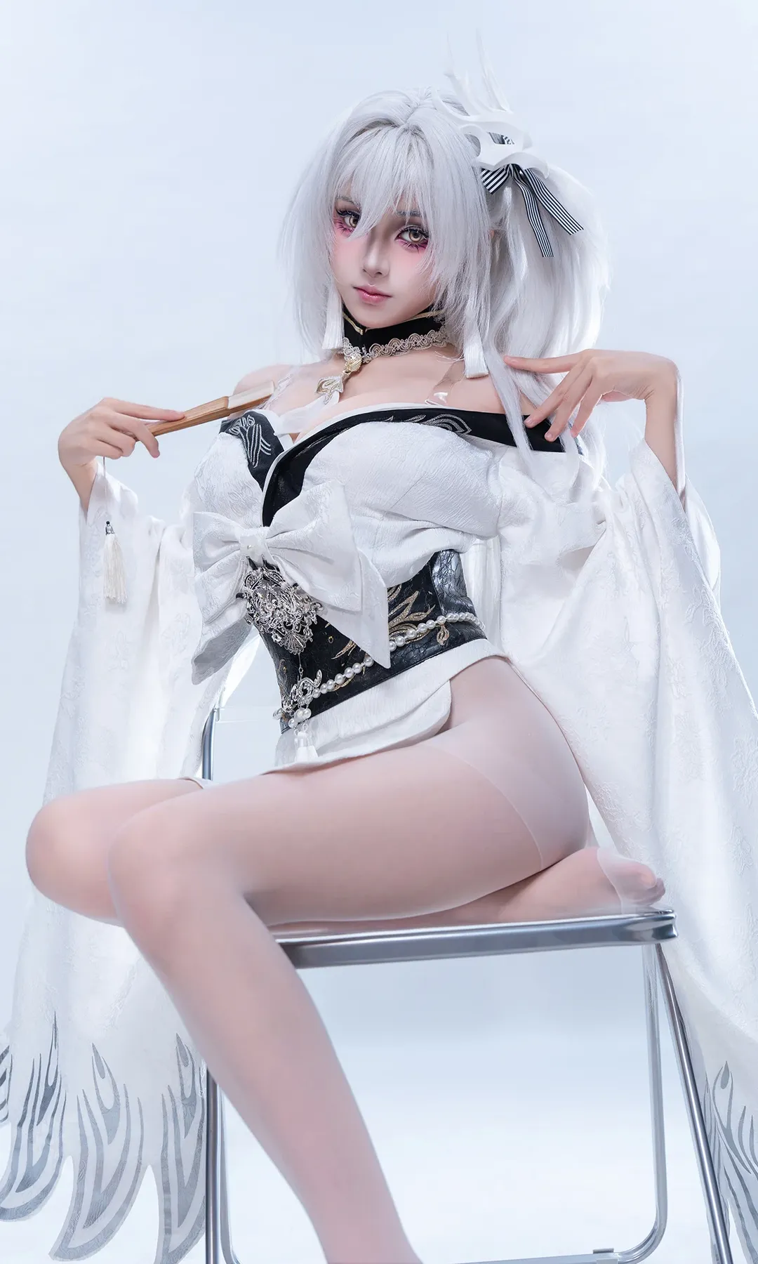cosplay, Anime-style photography, Azur Lane, White thigh-highs outfit, Bai Feng cosplay - Image 2
