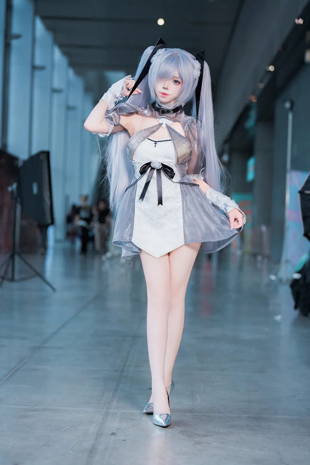 漫展返图, 萤火虫漫展, 灰姑娘cos, 胜利女神：妮姬, 白丝穿搭 - 第5张