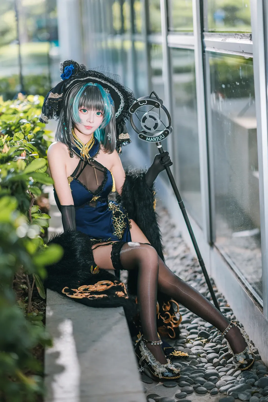 チェシャー コスプレ, アズールレーン, チャイナドレス コスプレ, 黒ガーターストッキング, イベント会場の外 - 4枚目