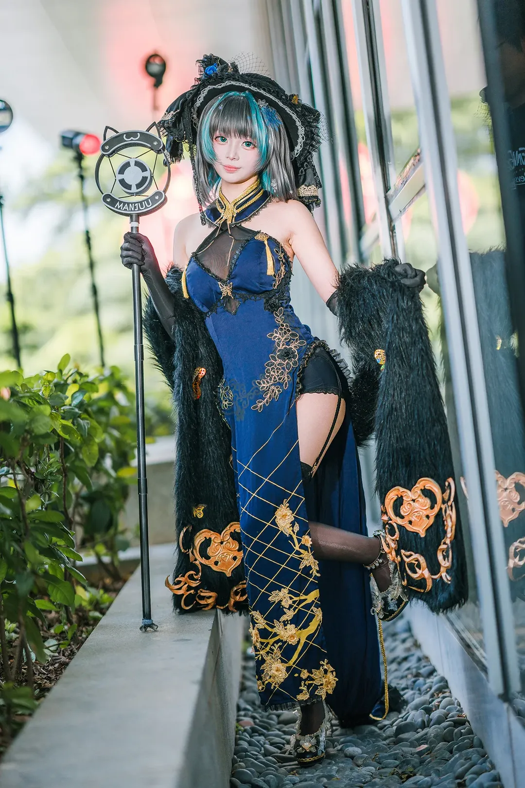 チェシャー コスプレ, アズールレーン, チャイナドレス コスプレ, 黒ガーターストッキング, イベント会場の外 - 5枚目