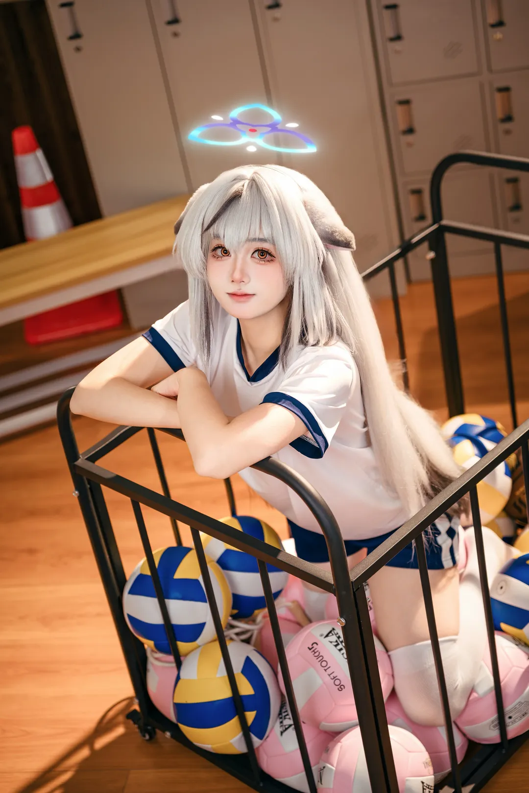 蔚蓝档案, 体操服cos, 春原心奈cos, 白丝过膝袜, 更衣室拍摄 - 第2张