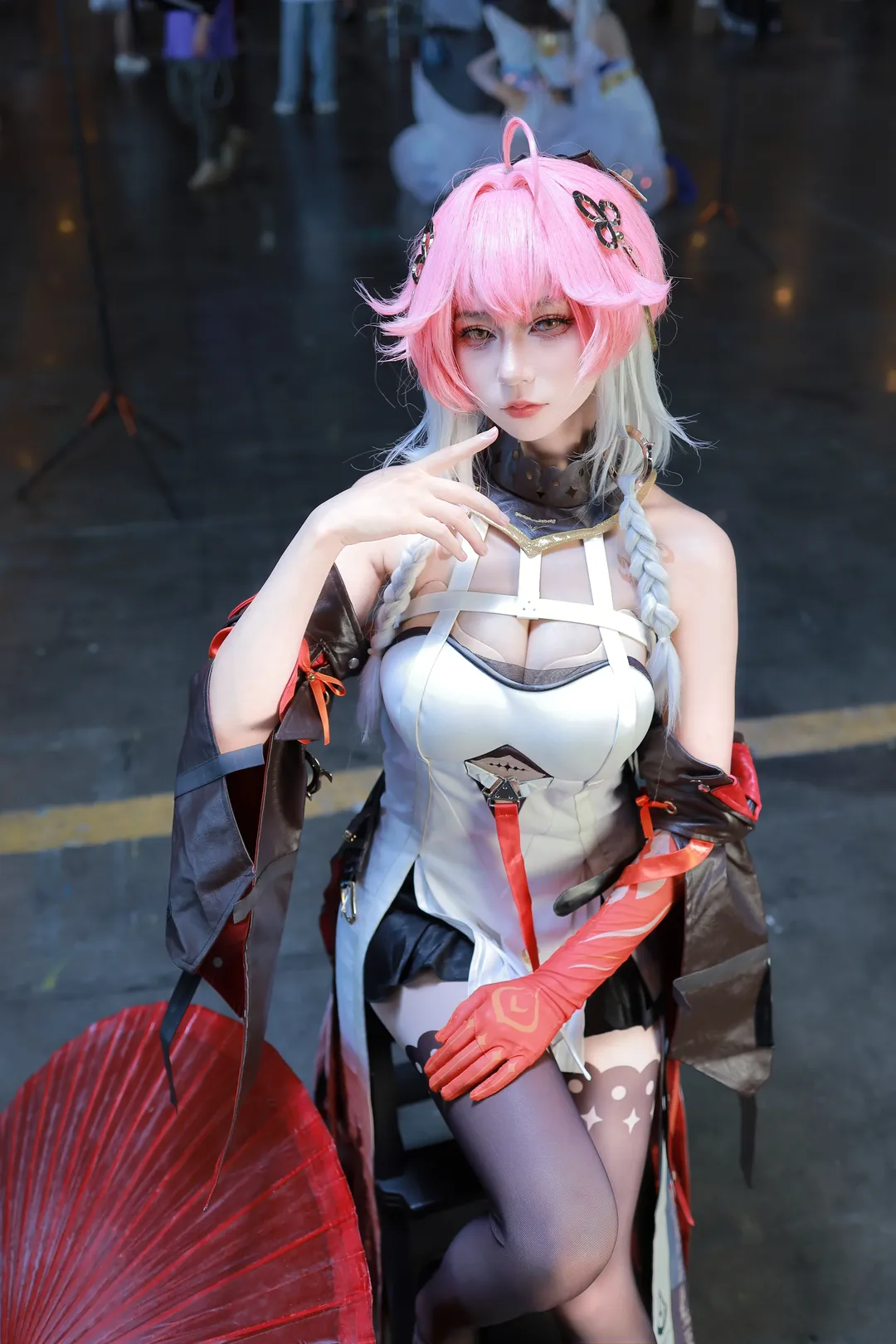 鸣潮, cosplay, 漫展返图, 长离cos, 黑色丝袜