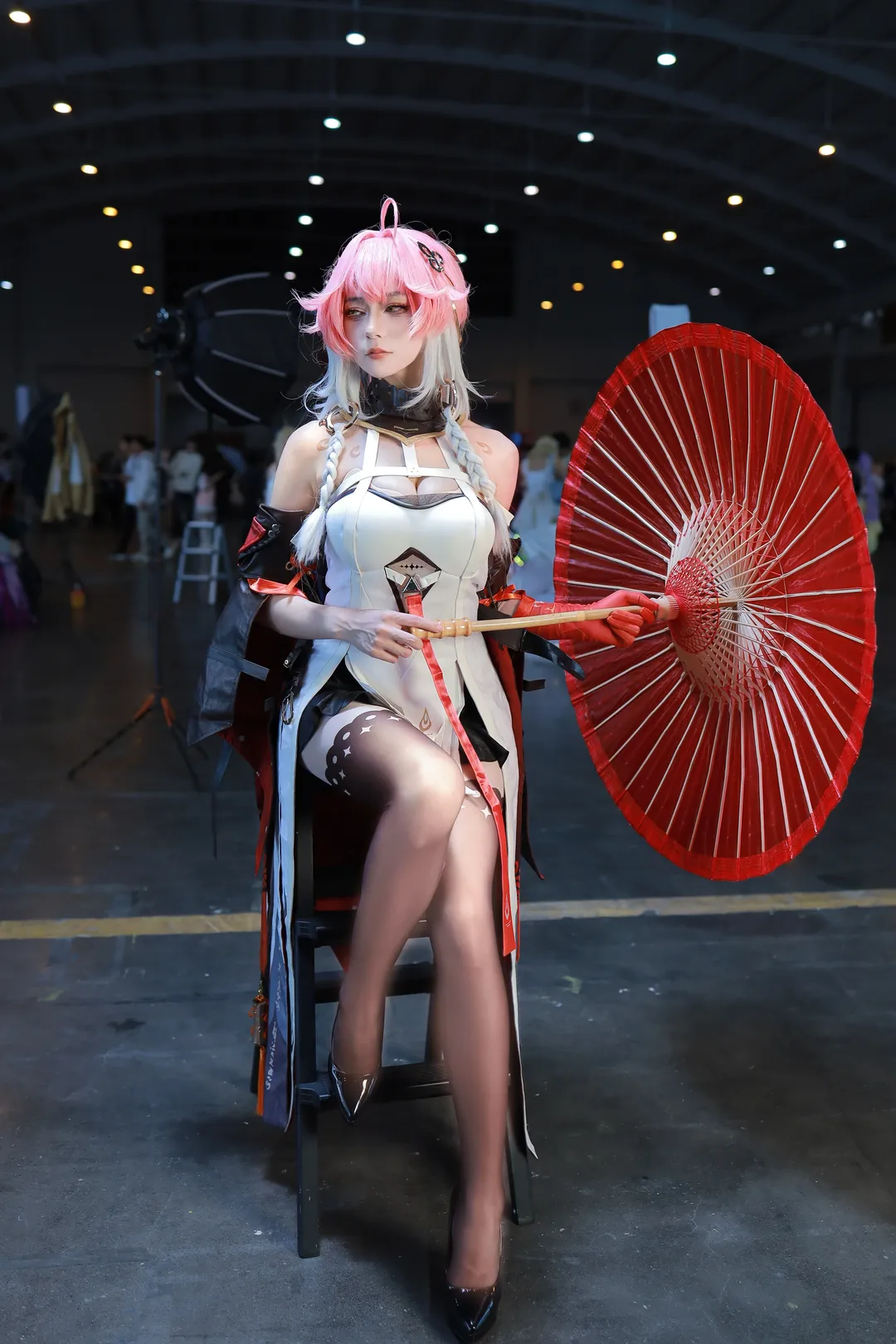 鸣潮, cosplay, 漫展返图, 长离cos, 黑色丝袜 - 第3张