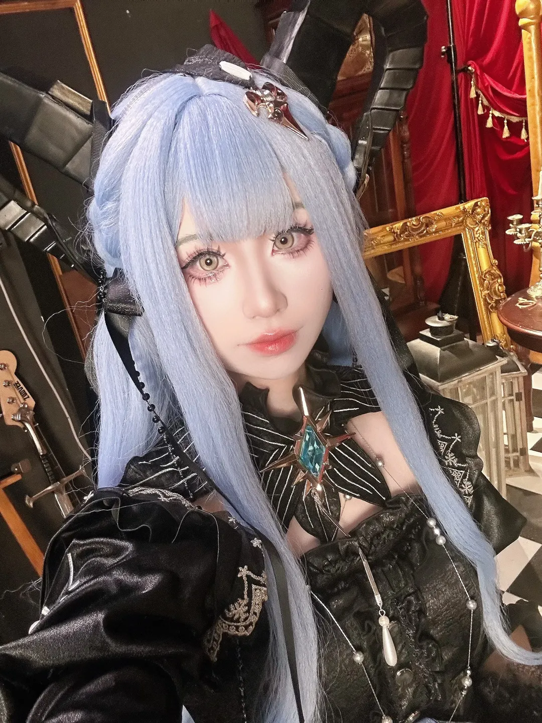 丰川祥子cos, AveMujica, 蓝色假发, 哥特风cosplay, 团片拍摄