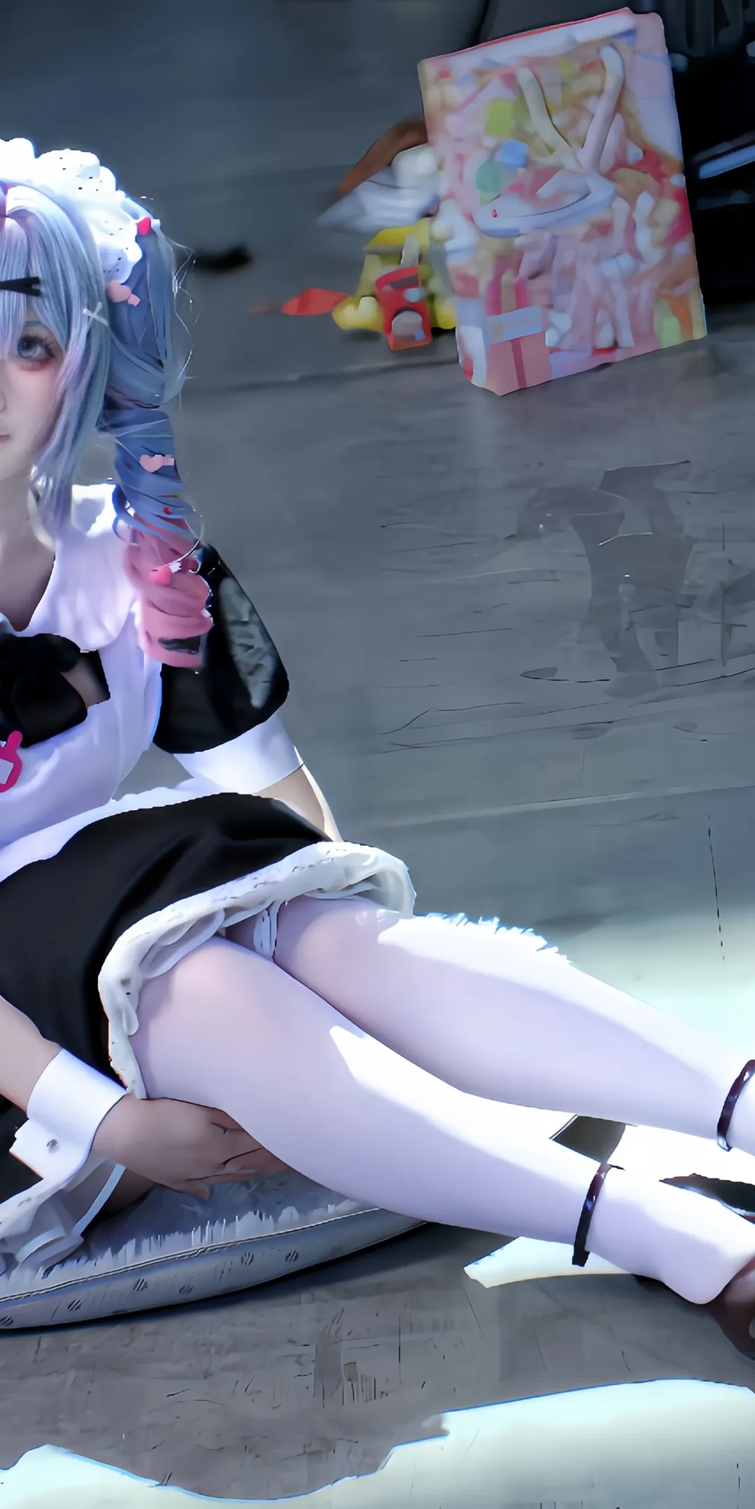 漫展场照, 初音未来cos, 兔子洞, cosplay摄影, 白丝女仆装 - 第2张