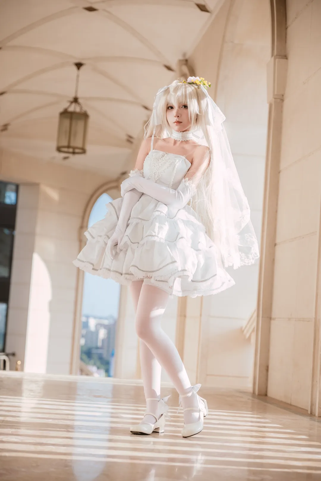 春日野穹cos, cosplay正片, 白丝cos, 穹妹花嫁, 欧式建筑摄影 - 第5张