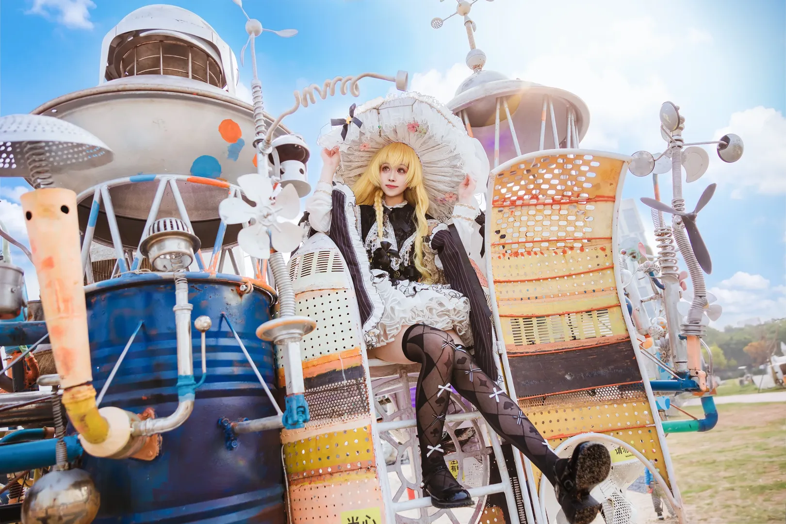 Outdoor photography, Stocking outfit, Gothic Lolita, Wasteland-style portrait, Touhou Project cosplay - Image 6