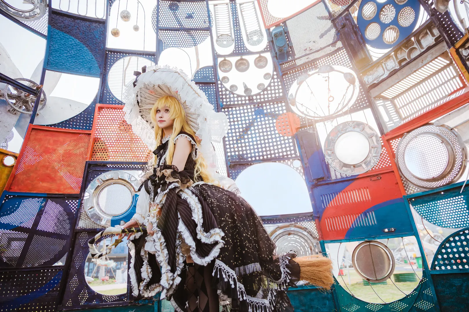Outdoor photography, Stocking outfit, Gothic Lolita, Wasteland-style portrait, Touhou Project cosplay - Image 7