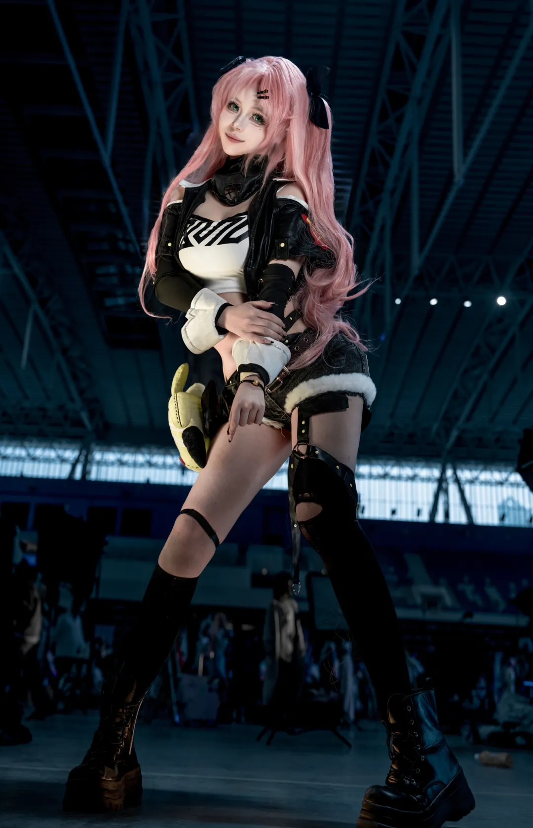 Zenless Zone Zero, Convention photography, Anime-style fashion, Stocking outfit, Nico cosplay - Image 3