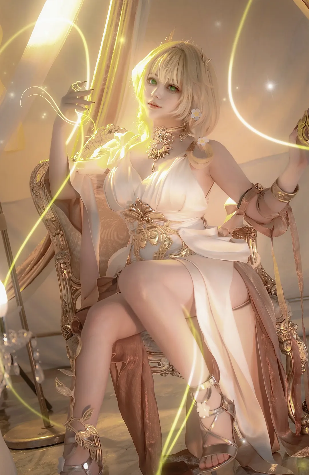 Aglaea Cosplay, Honkai: Star Rail, Cosplay photography, Platinum formal wear, Golden divine messenger