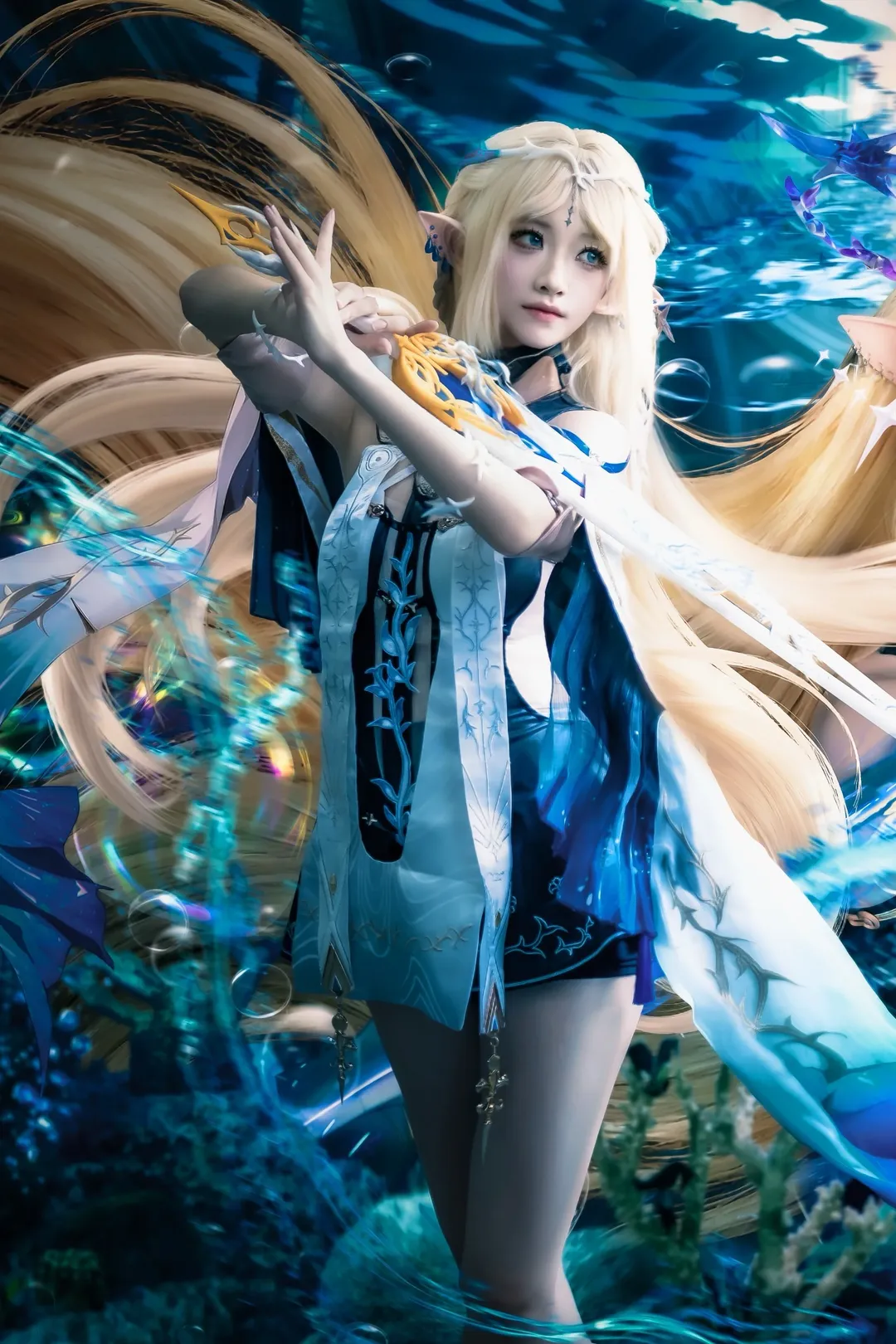 鸣潮, 卡提希娅cos, 芙露德莉斯cos, 精灵cosplay, 水下特效摄影