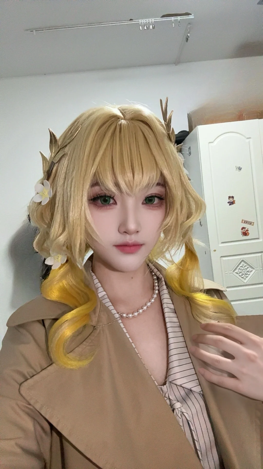 Aglaea Cosplay, Honkai: Star Rail, Custom design cosplay, Cosplay outfit, Blonde hair and green eyes - Image 2