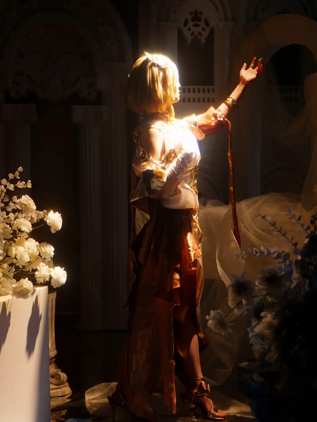 Aglaea Cosplay, Honkai: Star Rail, Anime cosplay, Dark moody atmosphere, Classical studio shoot