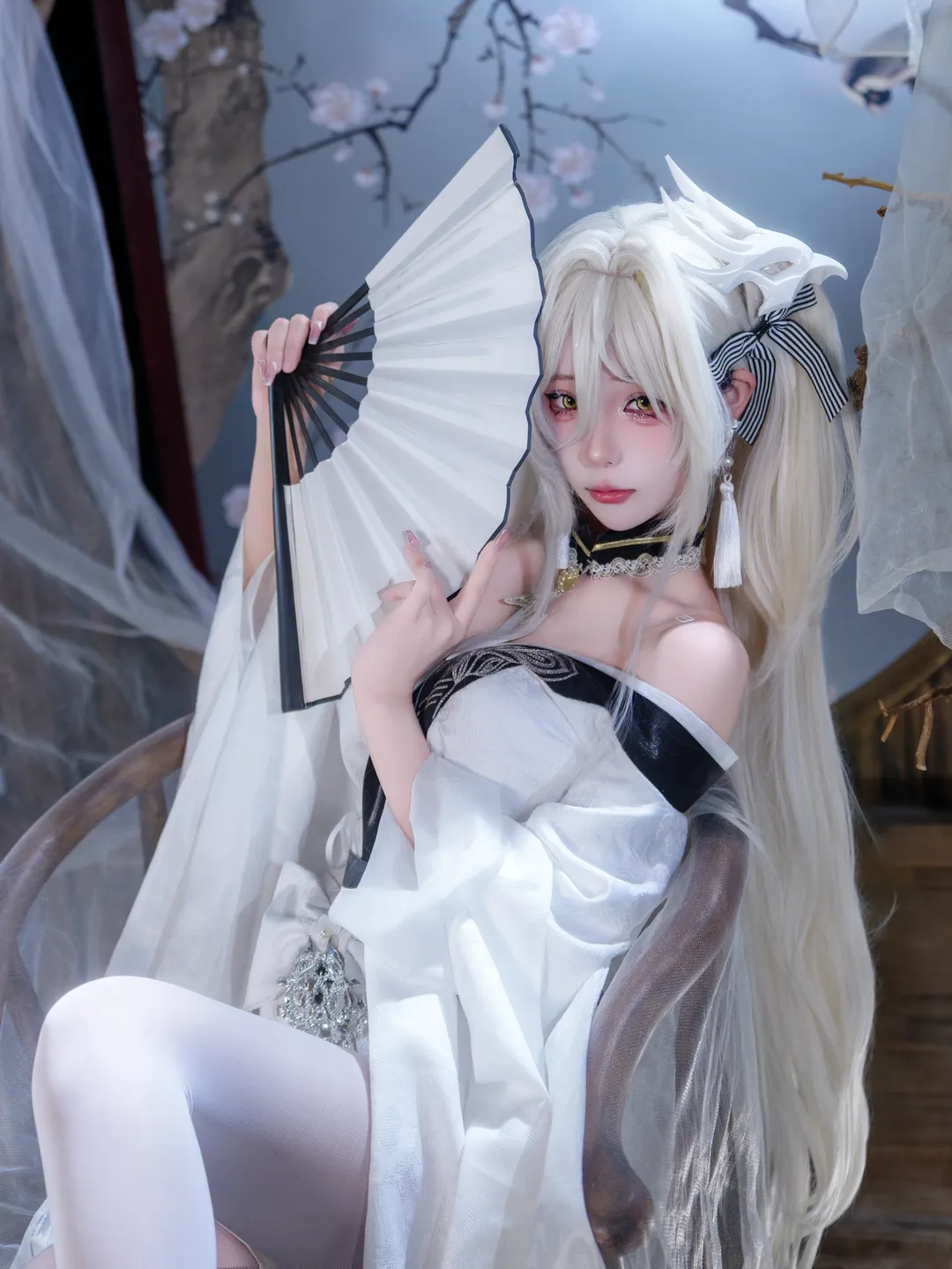 碧蓝航线, 二次元cosplay, 白丝穿搭, 白凤cos, 白凤小黄鸭限定版 - 第4张