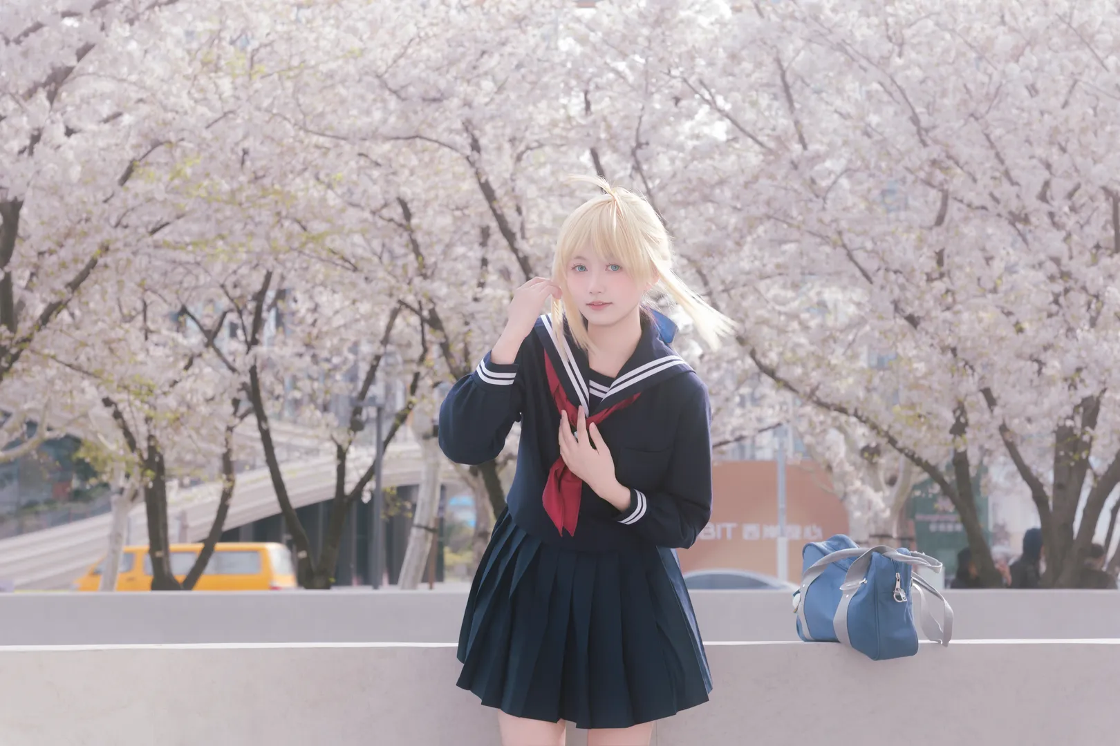 阿尔托莉雅cos, Fate, JK制服, 白丝穿搭, 樱花写真 - 第10张