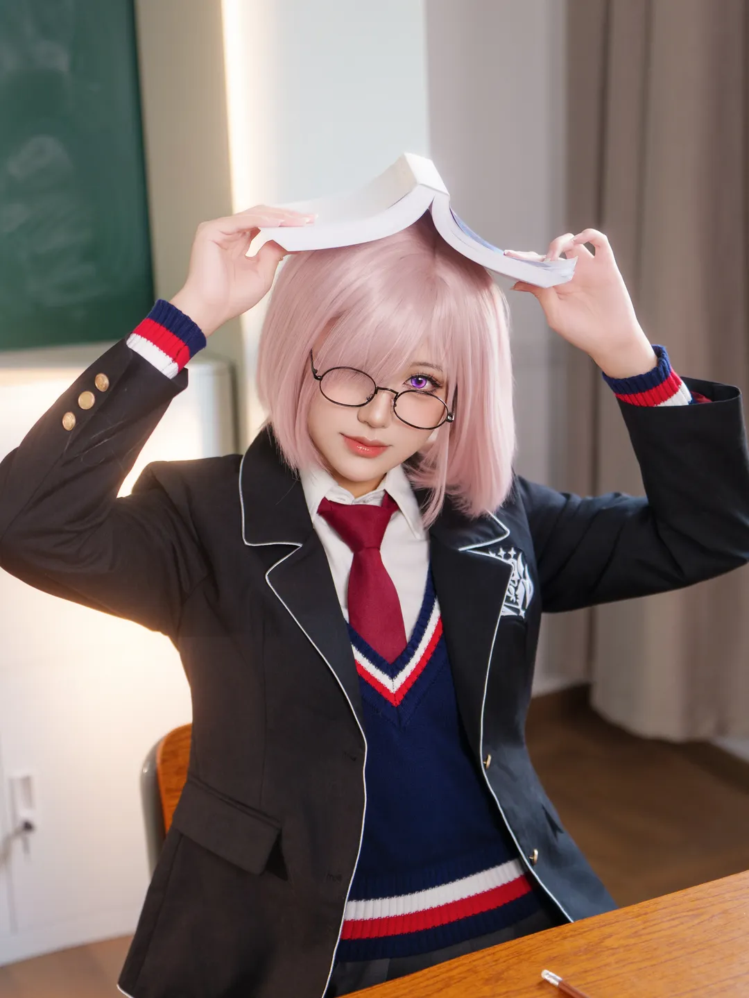 FGO, 教室写真, 校园风穿搭, 二次元cos日常, 玛修·基列莱特cos - 第1张