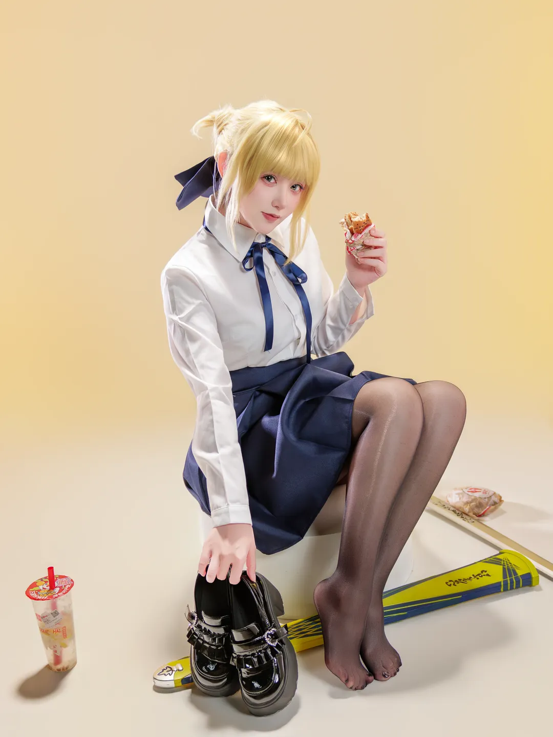 アルトリア コスプレ, 二次元コスプレ, Fate/Grand Order, JK制服, 黒タイツ コーデ