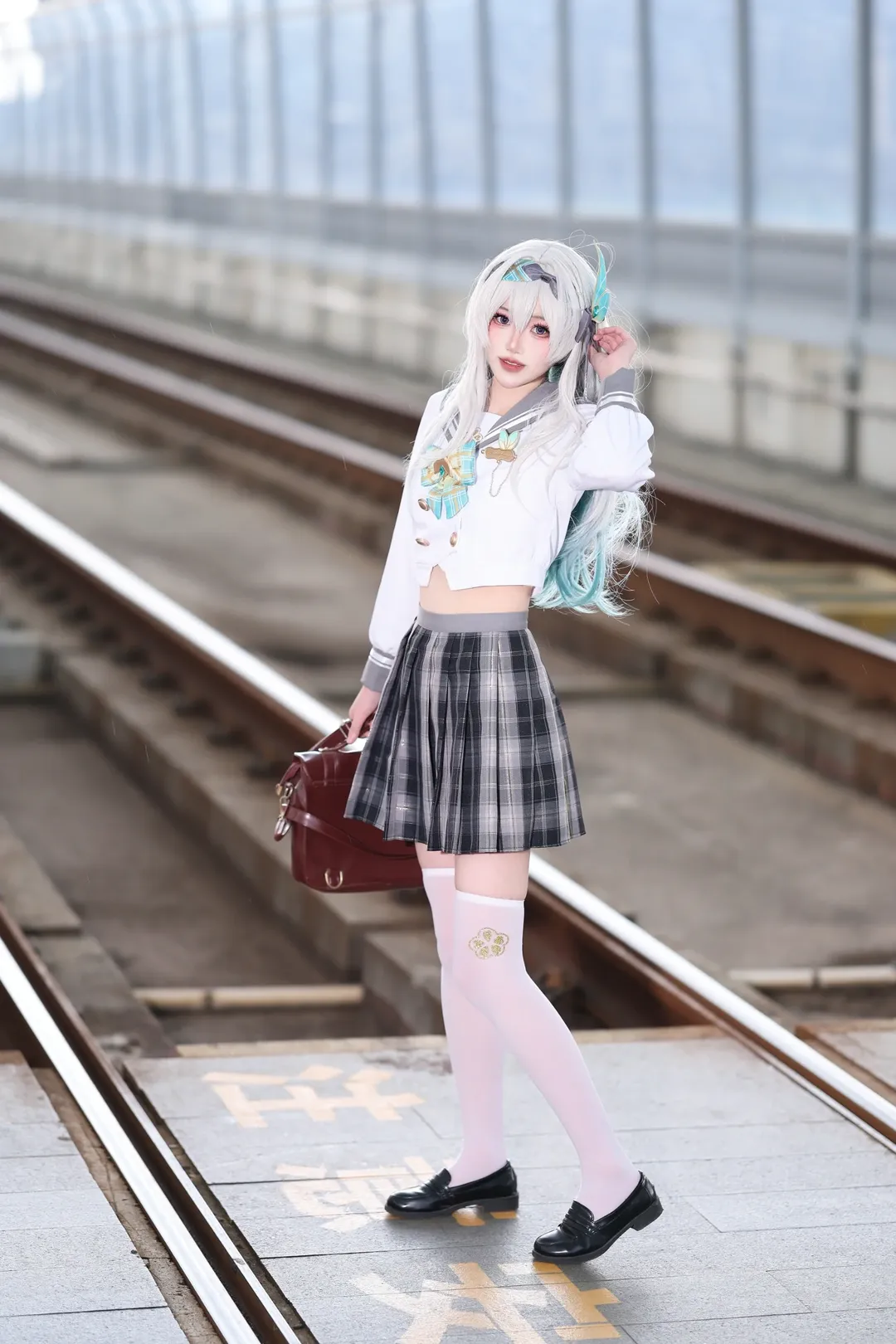cosplay, 崩坏星穹铁道, 流萤cos, JK制服, 白丝 - 第3张