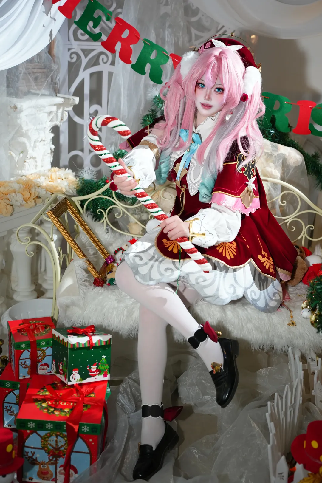 崩坏星穹铁道, 风堇cos, Cosplay分享, 圣诞写真, 白丝穿搭