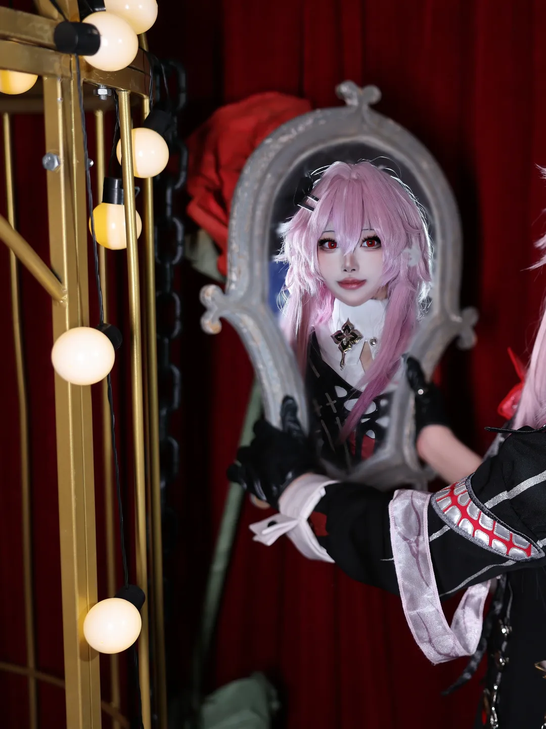 崩坏星穹铁道, 二次元Cosplay, 长夜月cos, 红瞳粉发, Coser摄影 - 第1张