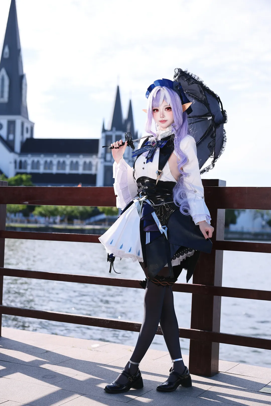 Zenless Zone Zero, Vivian cosplay, Cosplay photography, Anime-style fashion, Convention outdoor photoshoot - Image 3