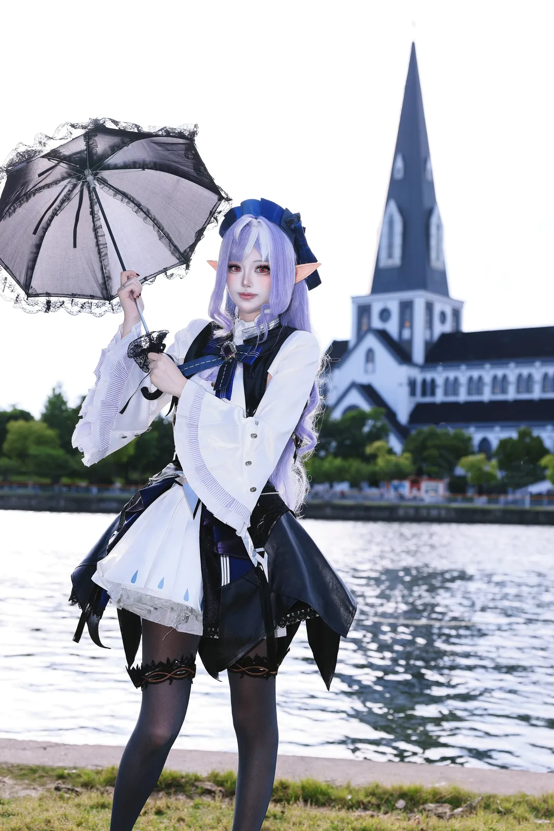 Zenless Zone Zero, Vivian cosplay, Cosplay photography, Anime-style fashion, Convention outdoor photoshoot - Image 4