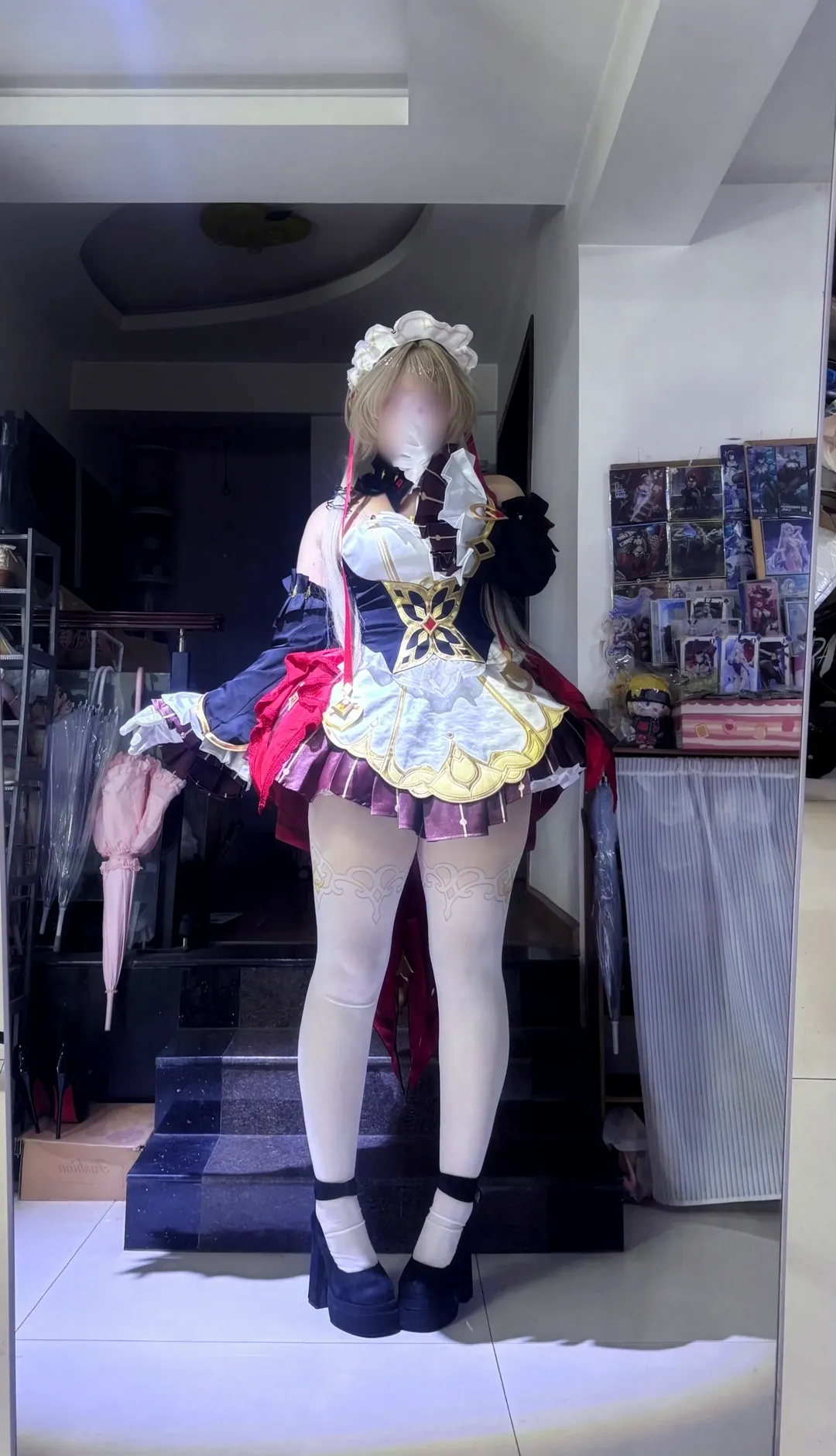 サンドローネ コスプレ, 原神, メイド服, 白ニーソコーデ, コスプレ試着