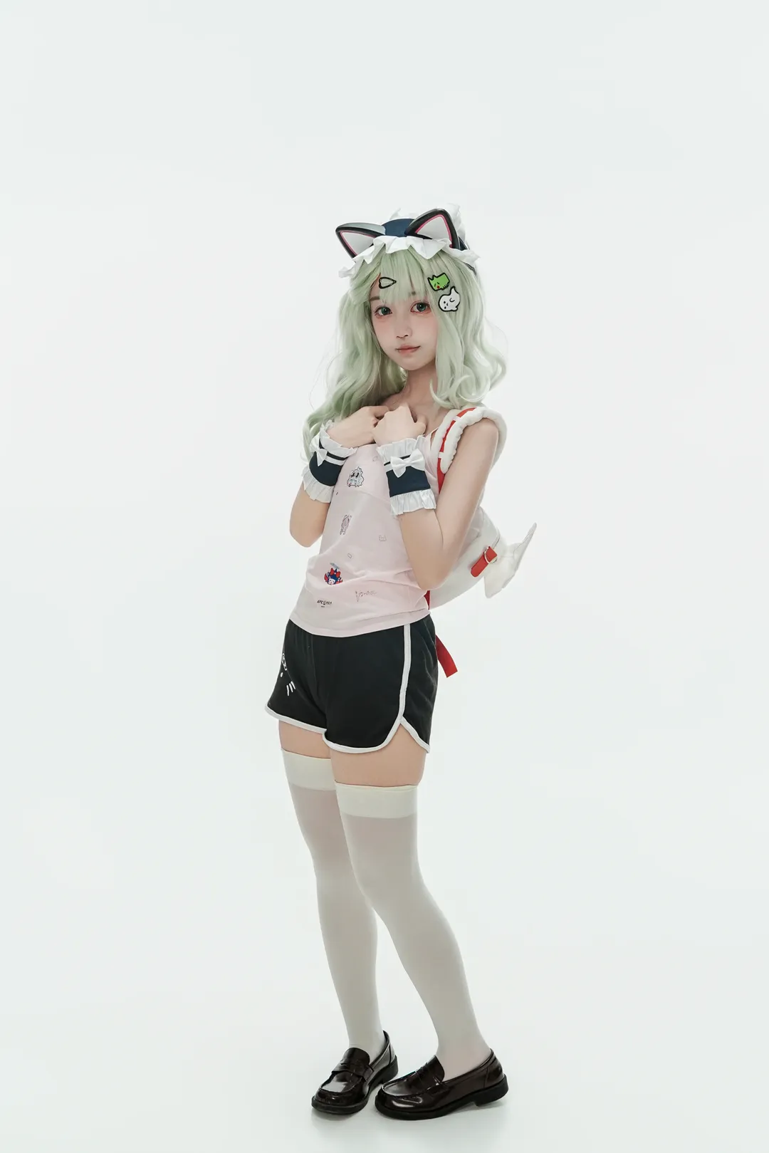 Zenless Zone Zero, Sunna cosplay, Cosplay photography, KFC collaboration, White stockings - Image 4