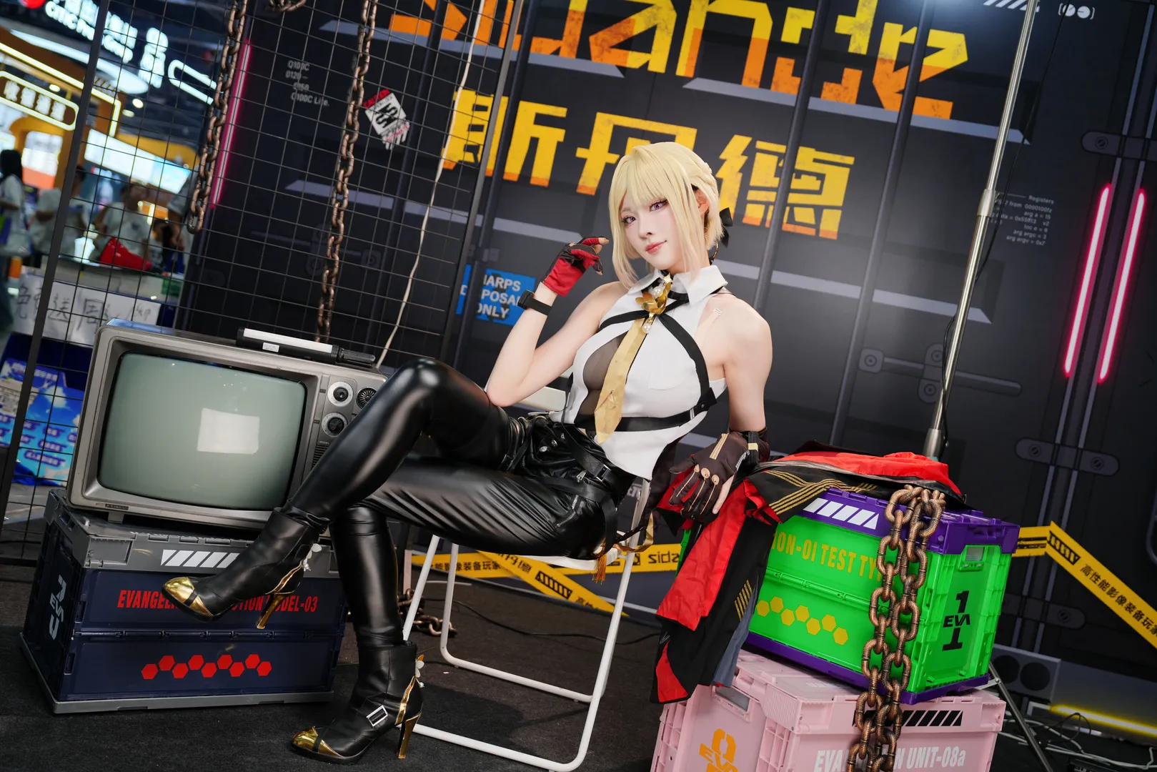 絕區零, cosplay, 漫展返圖, 伊芙琳cos, 皮褲穿搭 - 第12張
