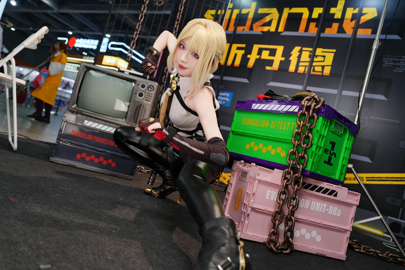 絕區零, cosplay, 漫展返圖, 伊芙琳cos, 皮褲穿搭 - 第3張