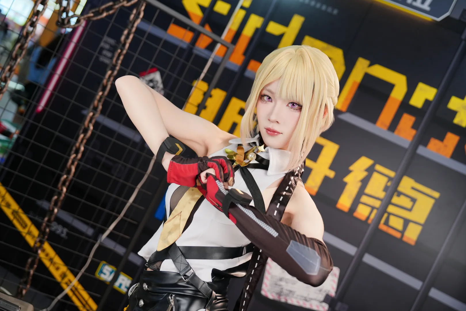 絕區零, cosplay, 漫展返圖, 伊芙琳cos, 皮褲穿搭 - 第5張