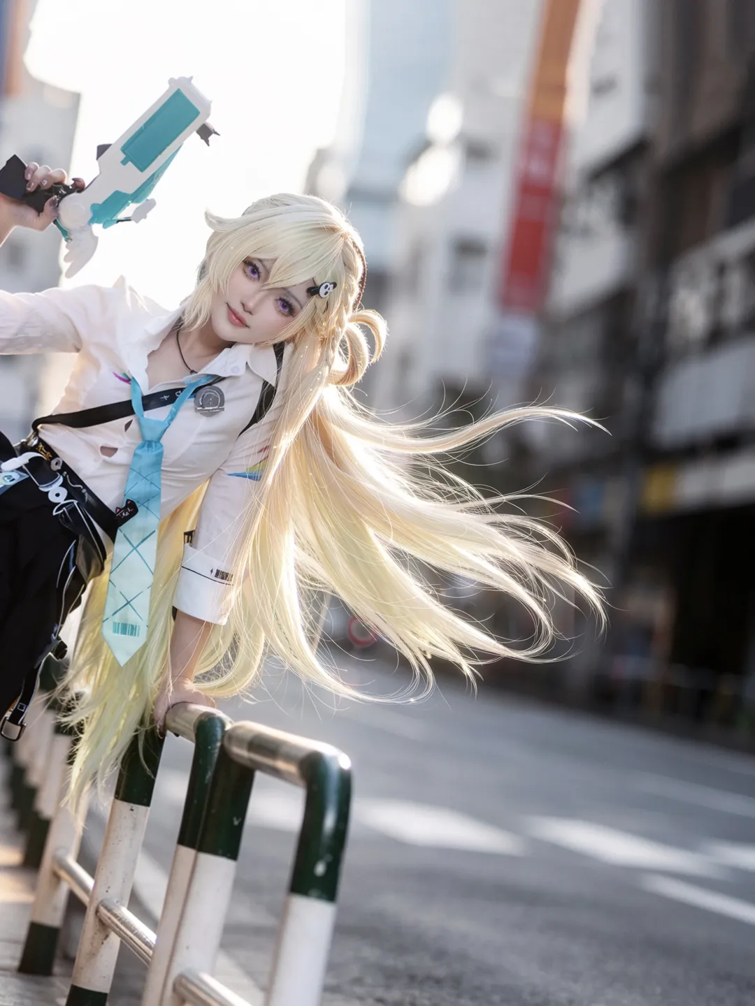 Wuthering Waves, Cosplay photoshoot, Lynae cosplay, Street cosplay, 2D motion - Image 2