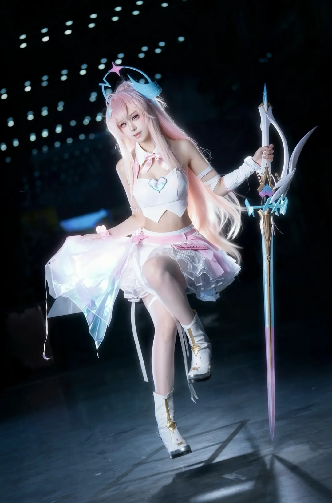 鸣潮, cosplay, 爱弥斯cos, 白丝cosplay, 深圳动漫节