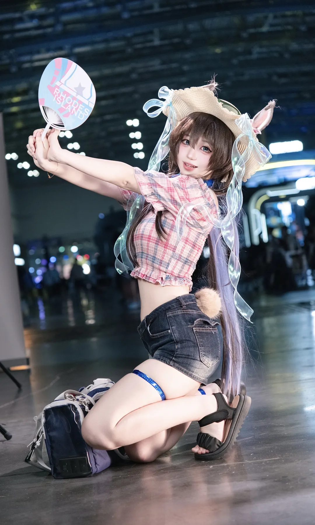 Convention photos, Arknights, Amiya cosplay, Anime-style fashion, Hypergryph Carnival