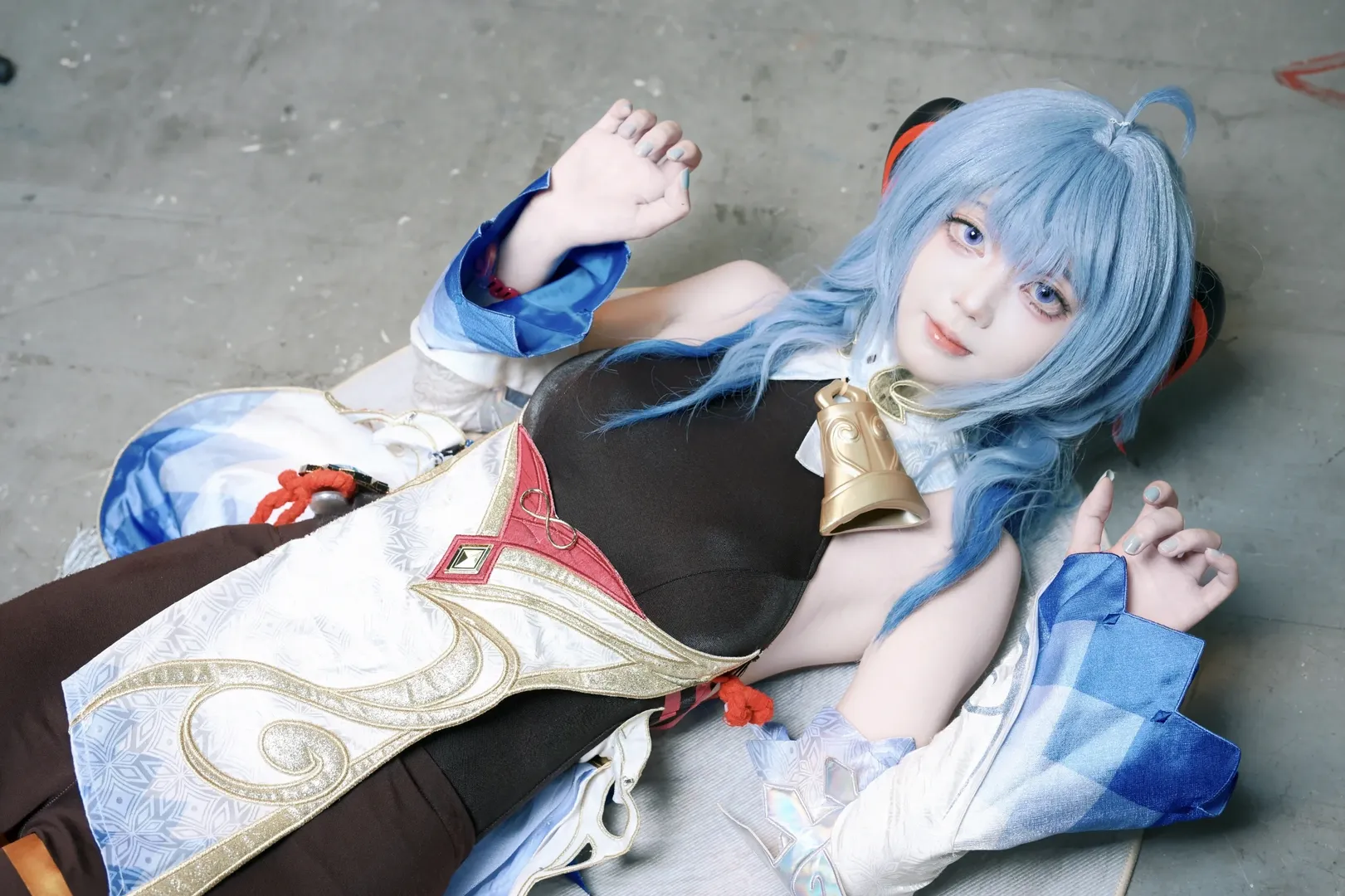 原神, 甘雨cos, cosplay攝影, 藍髮造型, 冰系角色