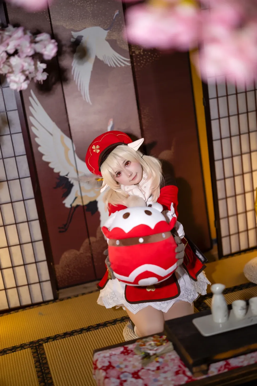原神, クレー コスプレ, 白ストッキング, 原神コスプレ, ドードーコぬいぐるみ - 2枚目