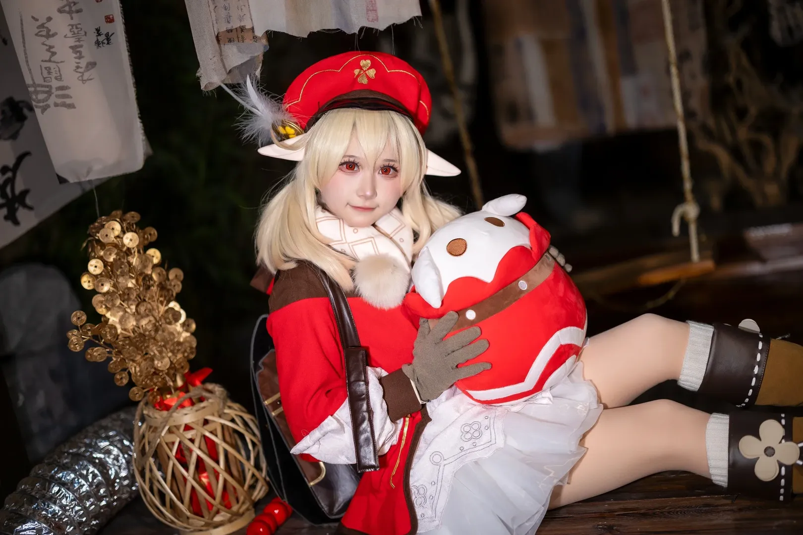 原神, クレー コスプレ, 白ストッキング, 原神コスプレ, ドードーコぬいぐるみ - 4枚目